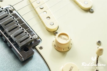 American Elite Stratocaster